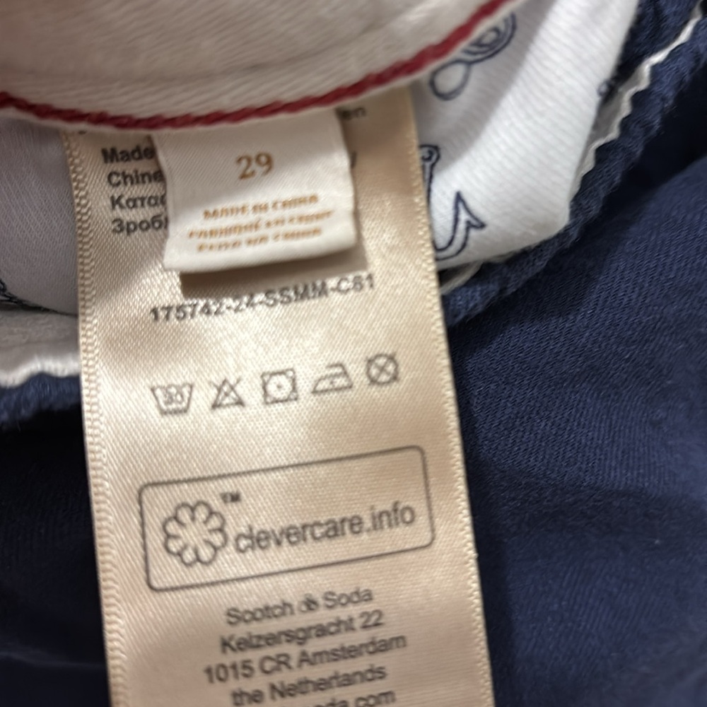 Scotch and soda Men's Navy Blue Casual Shorts - Picture 7 of 9
